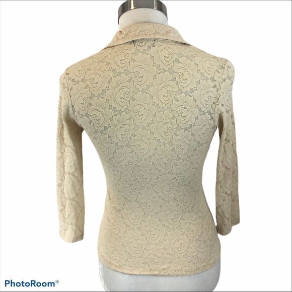 Wet Seal Cream‎ Colored Sheer Lace Collared Blouse - Picture 5 of 11